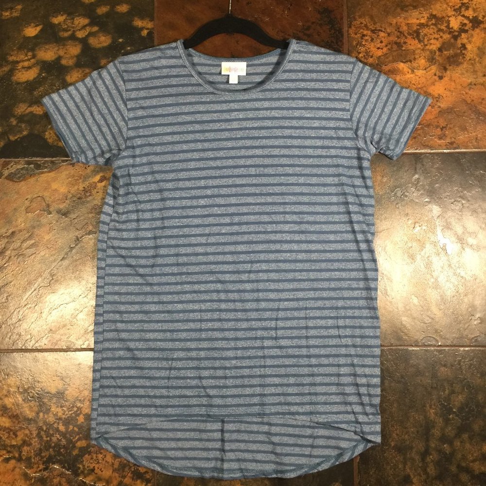 Lularoe Gracie tunic top for girls